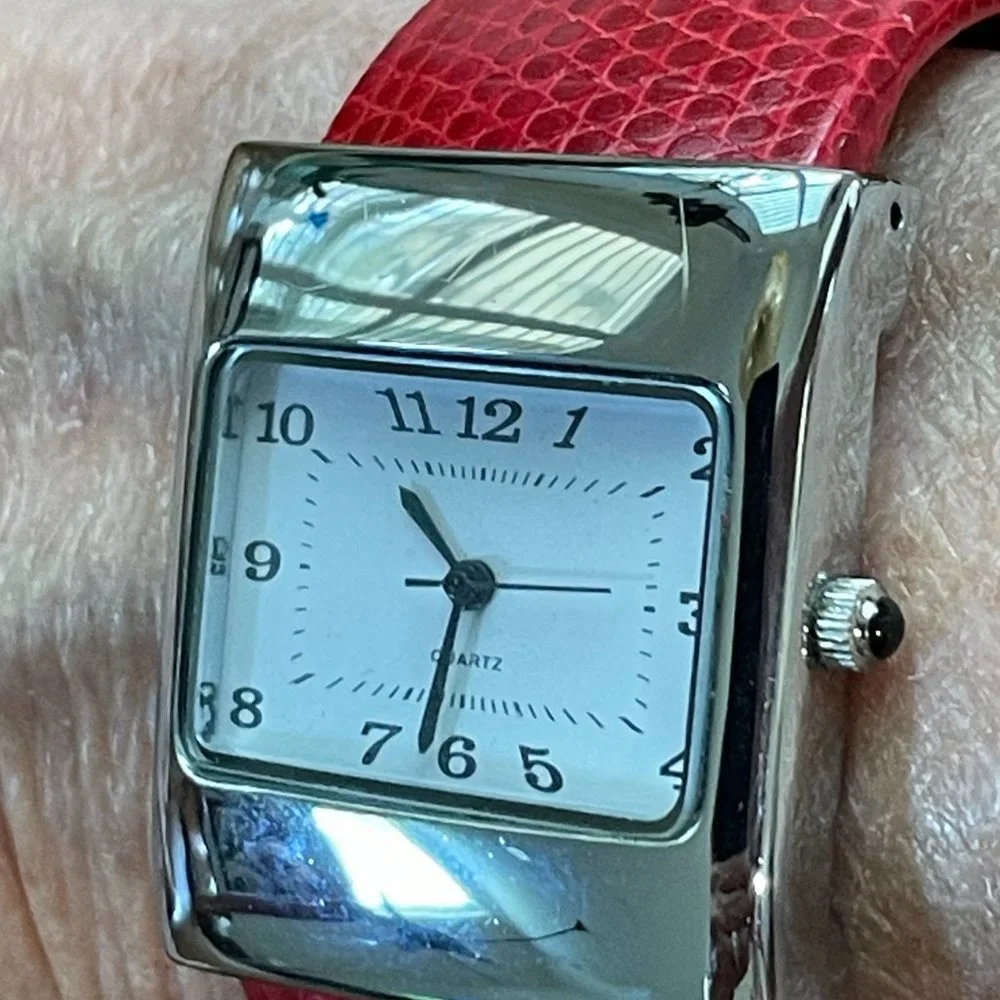 Quartz Movement Red Band Ladies Cuff Watch - Picture 11 of 11
